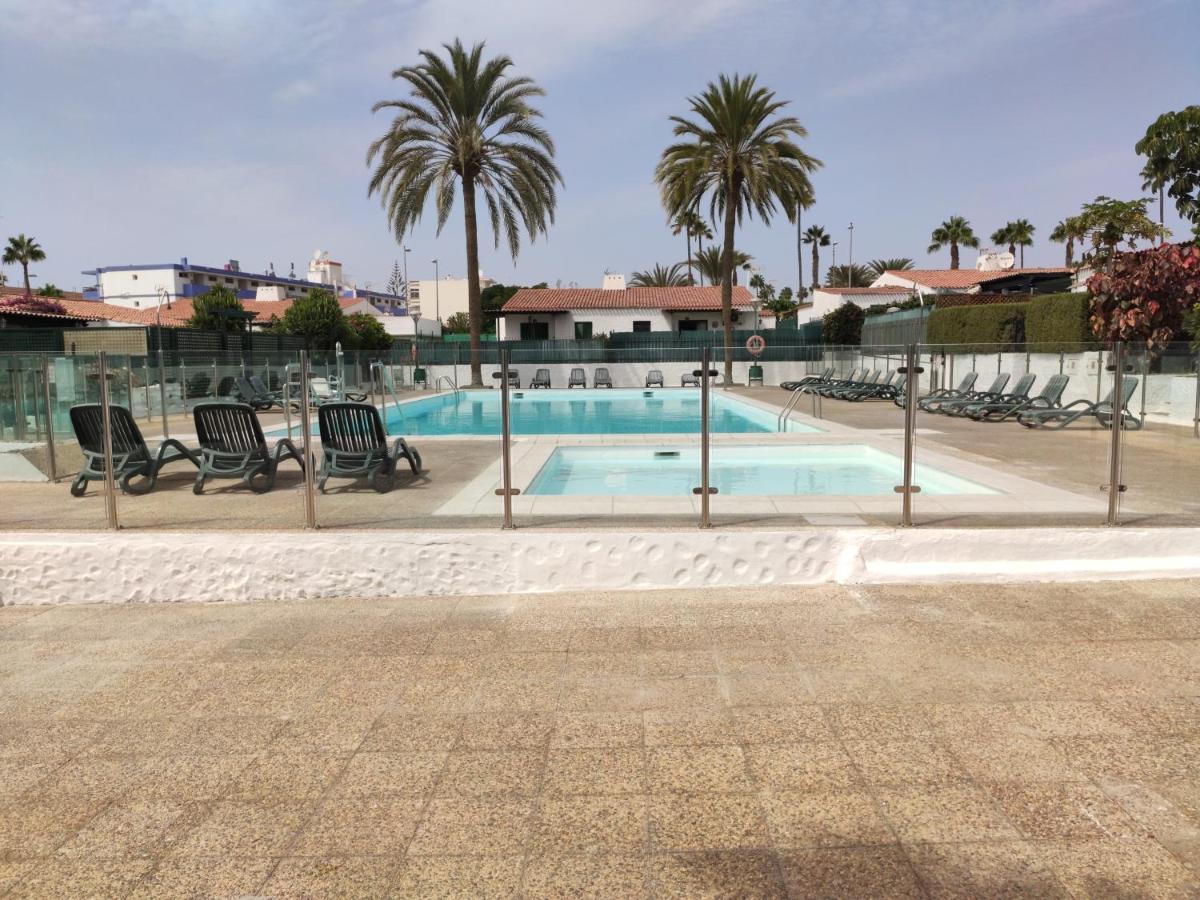 Bungalow With Private Garden Nex To Yumbo Center Willa Maspalomas  Zewnętrze zdjęcie